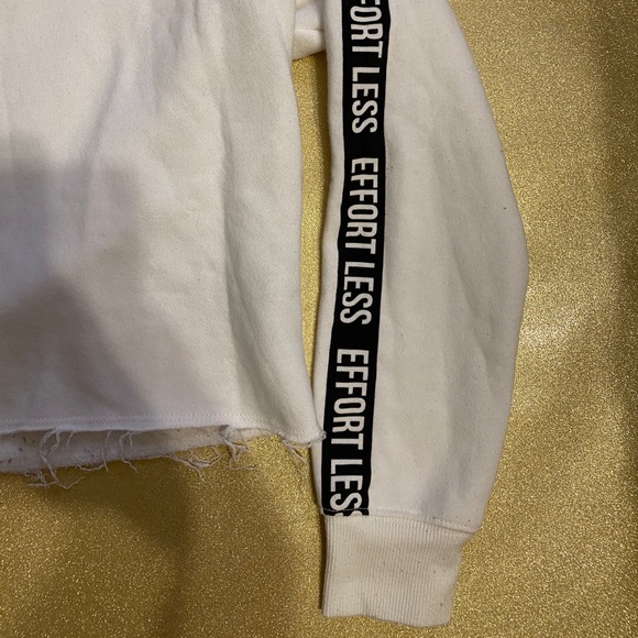 Forever 21 White Cropped Crewneck Sweater - Picture 3 of 5